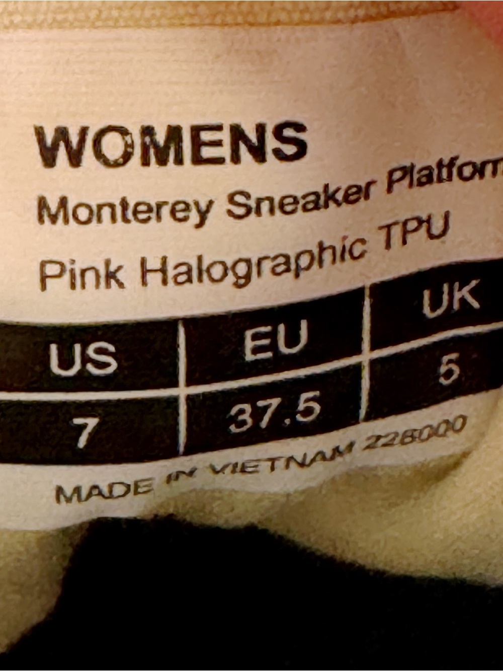 EUC Sea Vees Monterey Platform Women's Pink
Halographic TPU Sneakers US size 7 - Picture 6 of 7